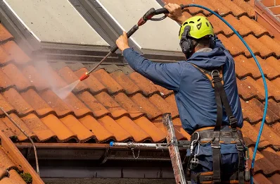 Démoussage et hydrofuge de toiture à Marnay